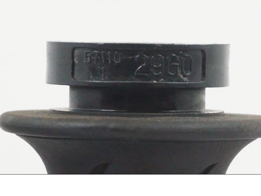 Baksidan på Handtag från en Suzuki GSF 1250 -2010 motorcykel.