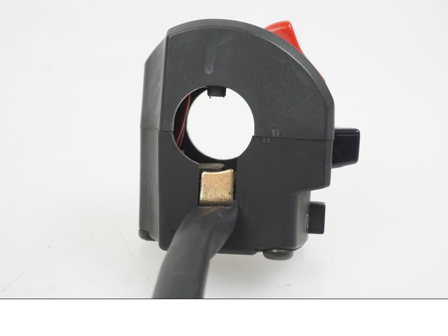 Vänster sida på Styrelreglage från en Yamaha XJ 900 -1997 motorcykel.