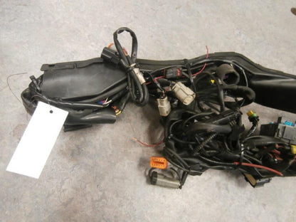 Vänster sida på Kabelstam från en H-D Touring Road King Classic FLHRCI -2008 motorcykel.