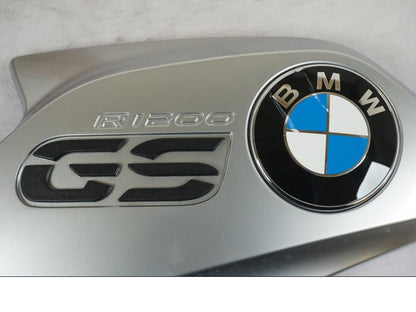 Baksidan på Kylarvinge från en BMW R 1200 GS -2016 motorcykel.