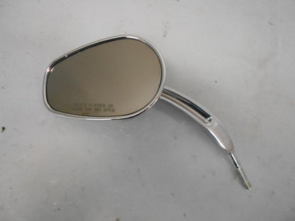 Framsidan på Backspegel från en H-D Touring Road King FLHR/I -2007 motorcykel.
