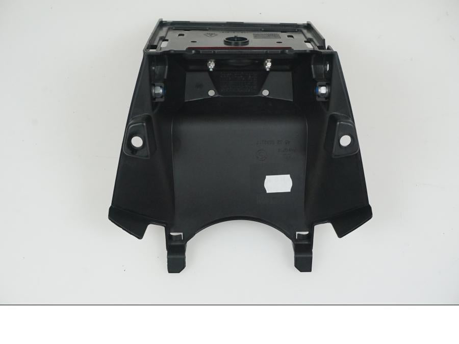 Höger sida på Skylthållare från en BMW R 1250 GS -2023 motorcykel.