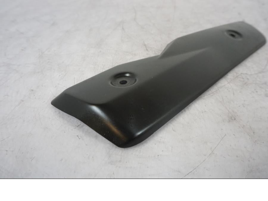 Baksidan på Värmeskydd från en KTM 1290 Super Duke R -2021 motorcykel.