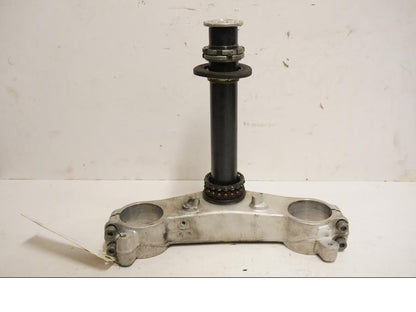 Framsidan på Gaffelkrona från en Aprilia RSV 1000 R Tuono -2006 motorcykel.