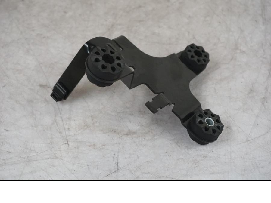 Höger sida på ABS Låda från en BMW F 800 R -2018 motorcykel.