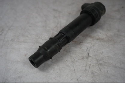 Höger sida på Tändspole från en Triumph Tiger Explorer -2016 motorcykel.