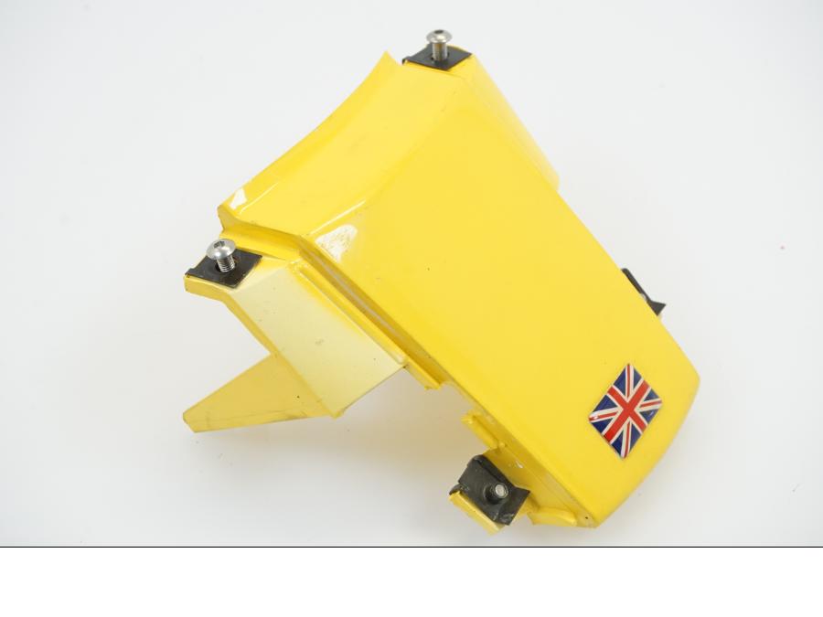 Framsidan på Bakvinge från en Triumph Sprint RS -2004 motorcykel.