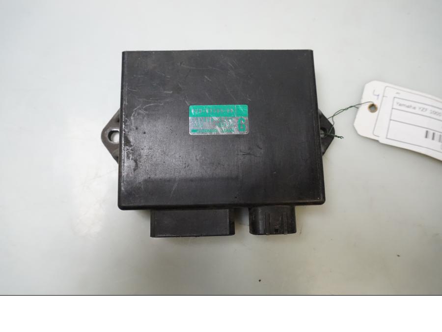 Framsidan på CDI / ECU från en Yamaha YZF 1000 R -1997 motorcykel.