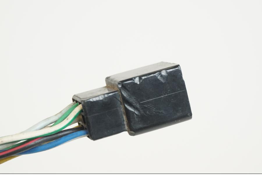 Vänster sida på Silicon rectefier från en Yamaha XV 1100 -1993 motorcykel.