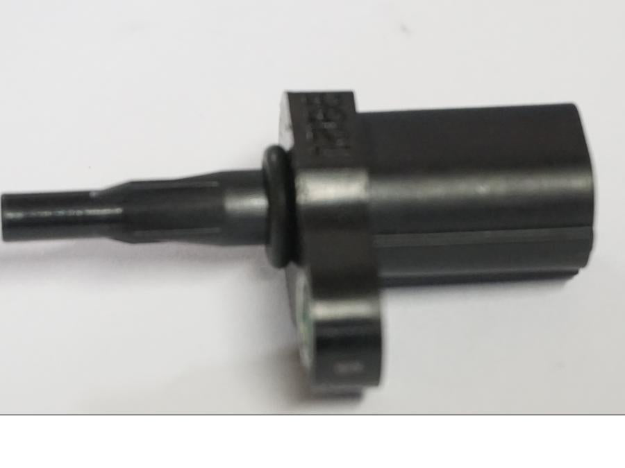 Baksidan på Luftburksensor från en Kawasaki Z 900 -2020 motorcykel.