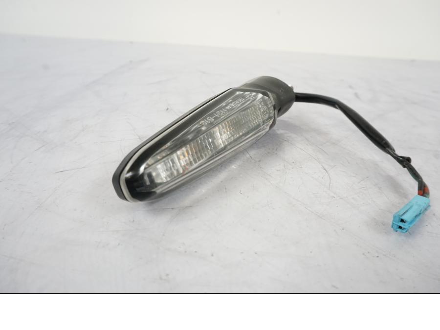 Baksidan på Blinkers LED från en Honda CRF 1000 Africa Twin -2016 motorcykel.