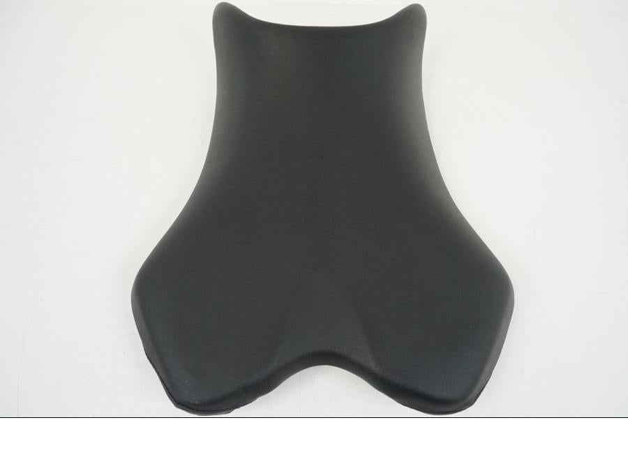 Höger sida på Sadel från en Yamaha YZF 1000 R1 -2007 motorcykel.