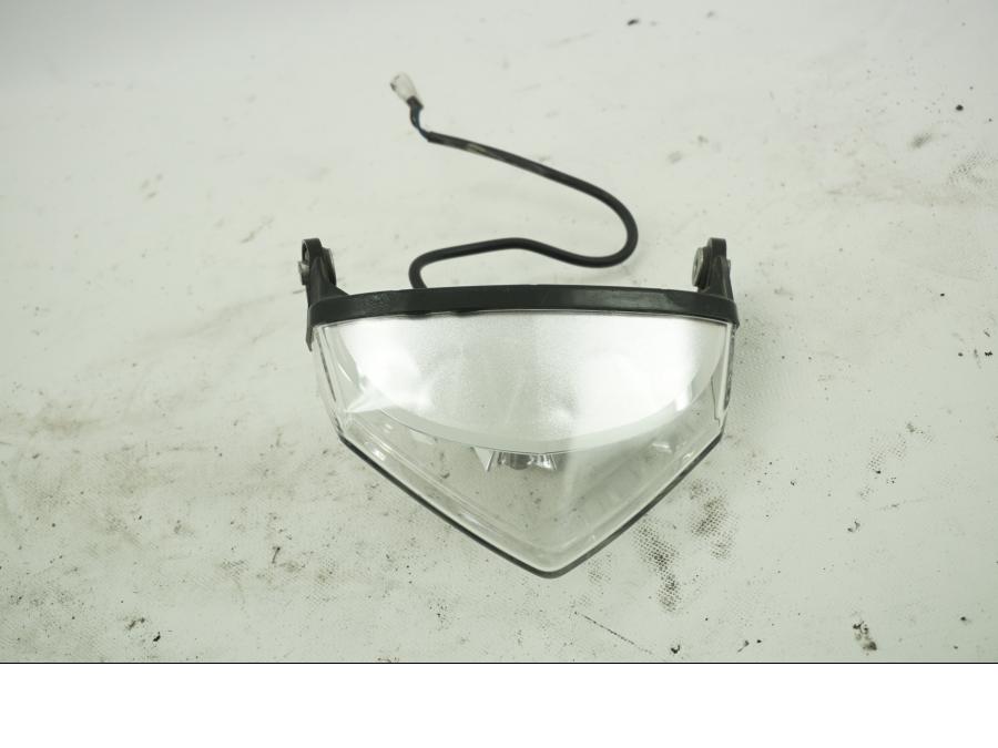 Framsidan på Baklampa från en KTM 1190 Adventure -2014 motorcykel.