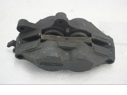 Snett uppifrån på Bromsok från en BMW K 1300 R -2011 motorcykel.