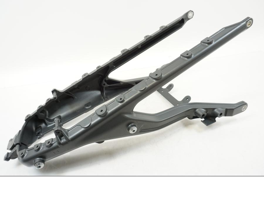 Snett uppifrån på Bakram från en Yamaha MT-09 -2021 motorcykel.