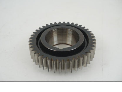 Framsidan på Vevaxel från en KTM 1290 Super Duke R -2021 motorcykel.