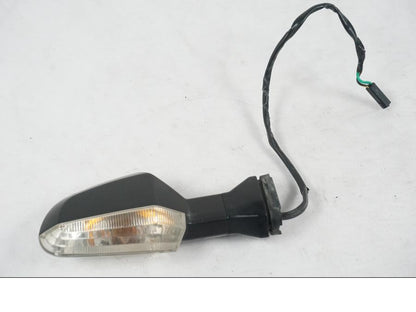 Framsidan på Blinkers från en Kawasaki ER-6N ABS -2010 motorcykel.