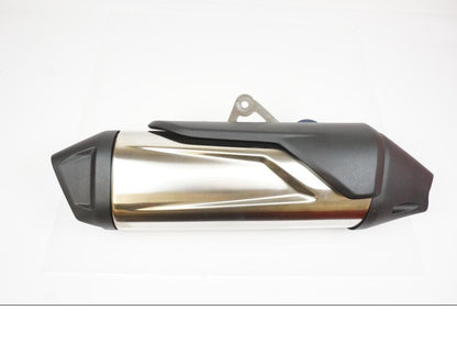 Framsidan på Ljuddämpare från en Triumph Tiger 900 GT Pro -2021 motorcykel.