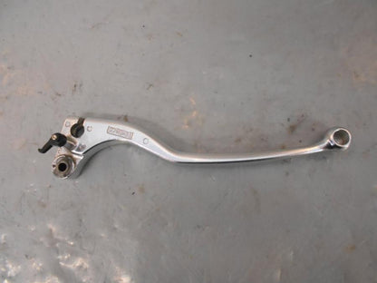 Höger sida på Kopplingsgrepp från en BMW S 1000 RR -2015 motorcykel.