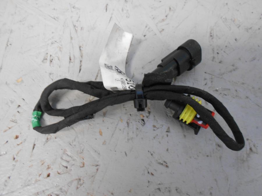 Framsidan på Kablage från en Ducati Monster 1200 -2016 motorcykel.