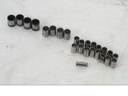 Snett uppifrån på Skruv / Mutter etc från en Kawasaki Z 900 -2019 motorcykel.