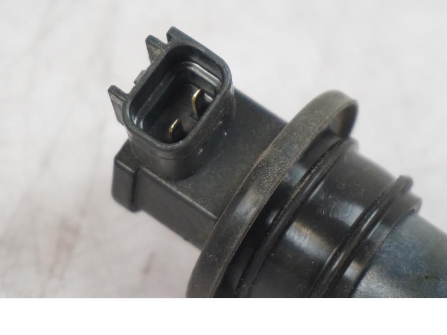 Baksidan på Tändspole från en Triumph Tiger -2009 motorcykel.