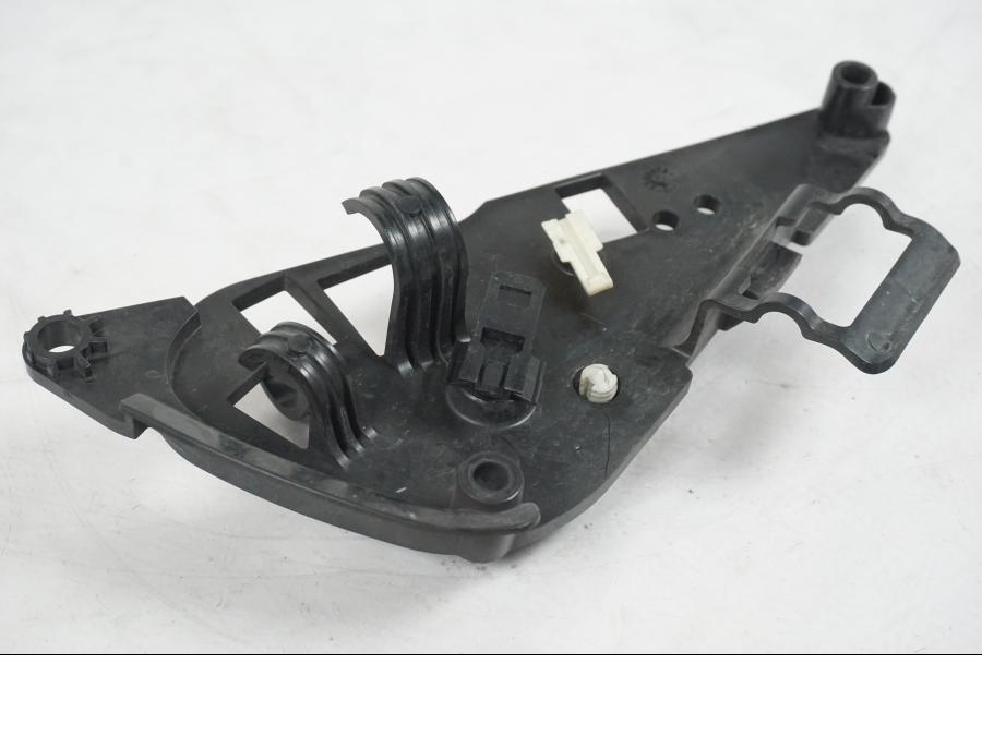 Höger sida på Plast från en H-D Softail FXCW Rocker -2008 motorcykel.