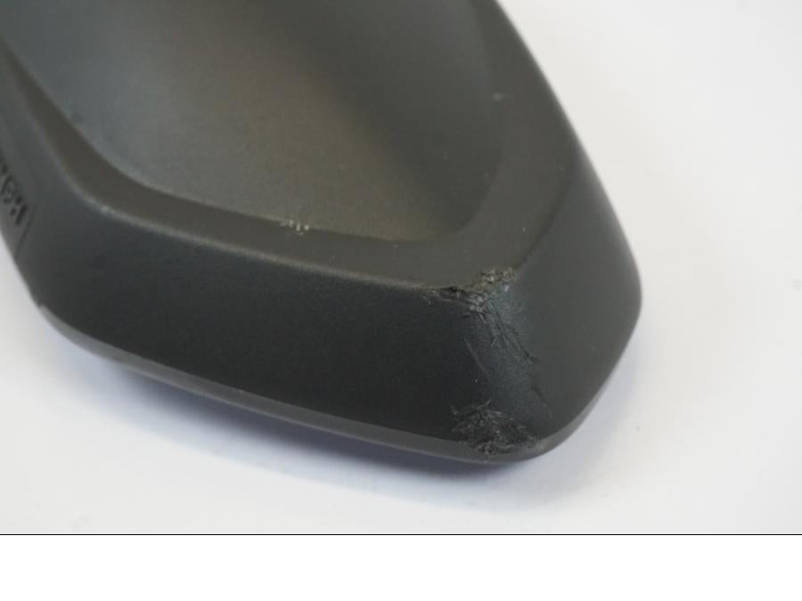 Extrabild1 på Backspegel från en Triumph Trident -2021 motorcykel.