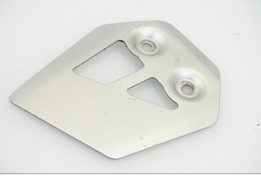 Höger sida på Fotpinnehälskydd från en Yamaha XT 660 R -2004 motorcykel.