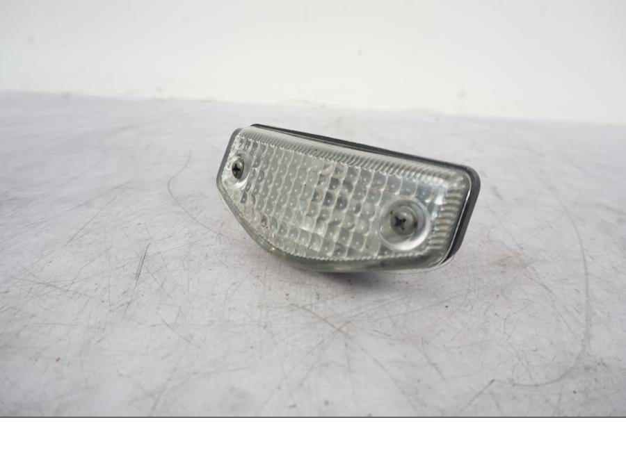 Framsidan på Parkeringsljus från en Honda VTR 1000 F -1997 motorcykel.