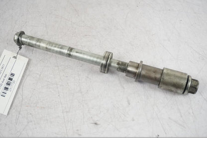 Framsidan på Axel från en Suzuki VZ 800 -2000 motorcykel.