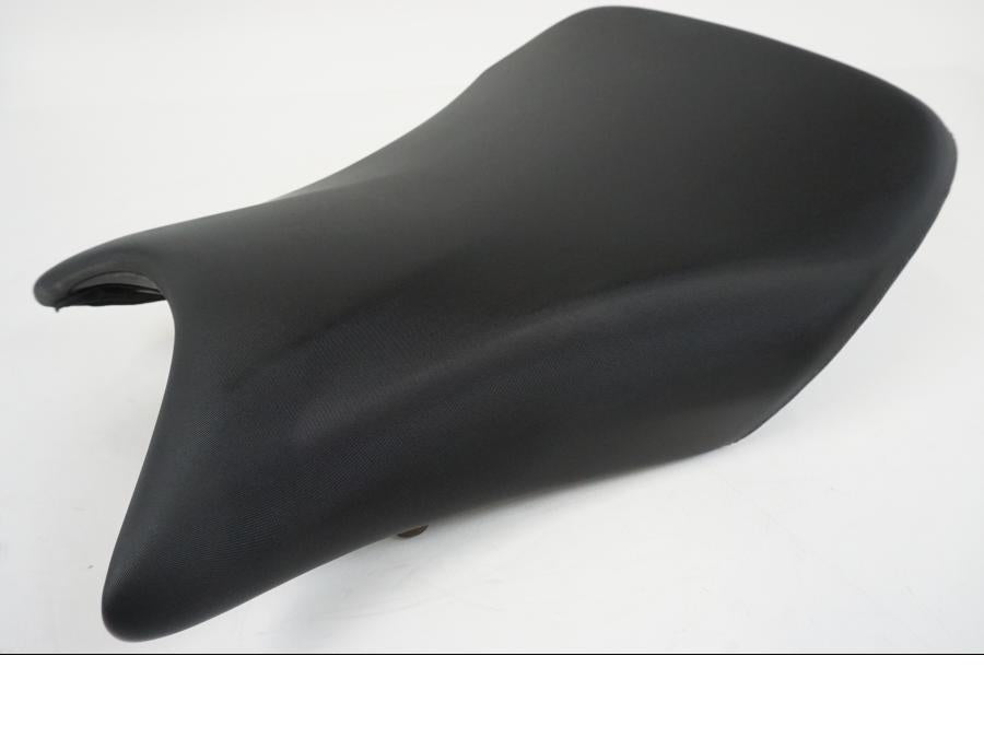 Framsidan på Sadel från en BMW S 1000 R -2019 motorcykel.