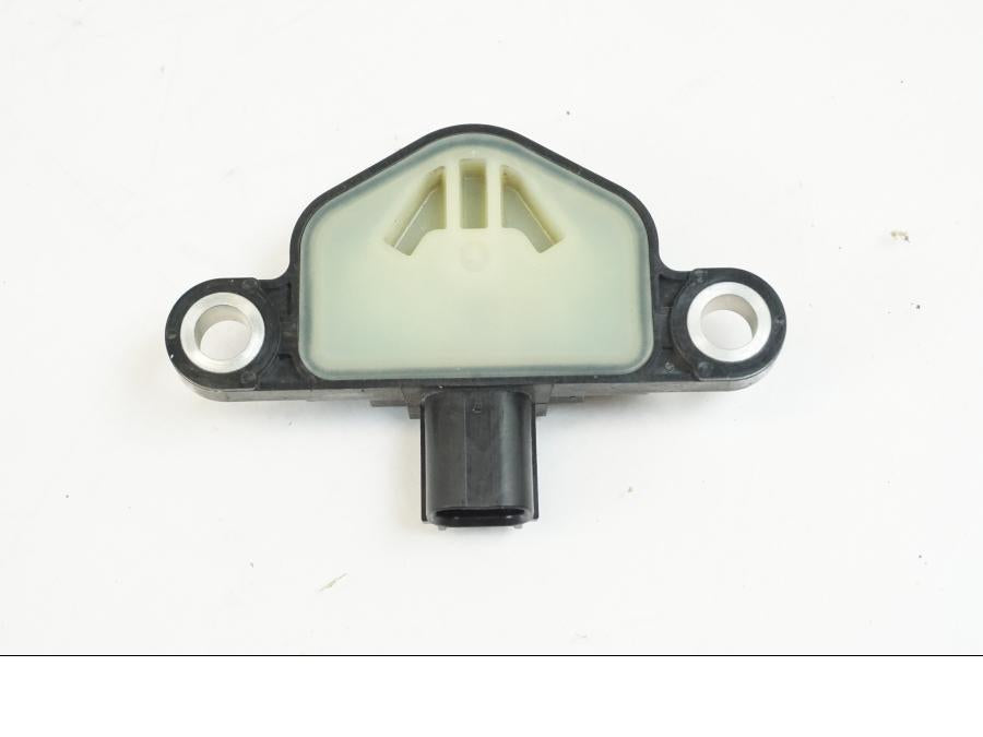 Höger sida på Tilt Sensor från en Honda CB 650 F Hornet -2017 motorcykel.