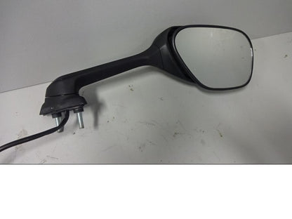 Framsidan på Backspegel från en Suzuki GSX-R 750 -2015 motorcykel.