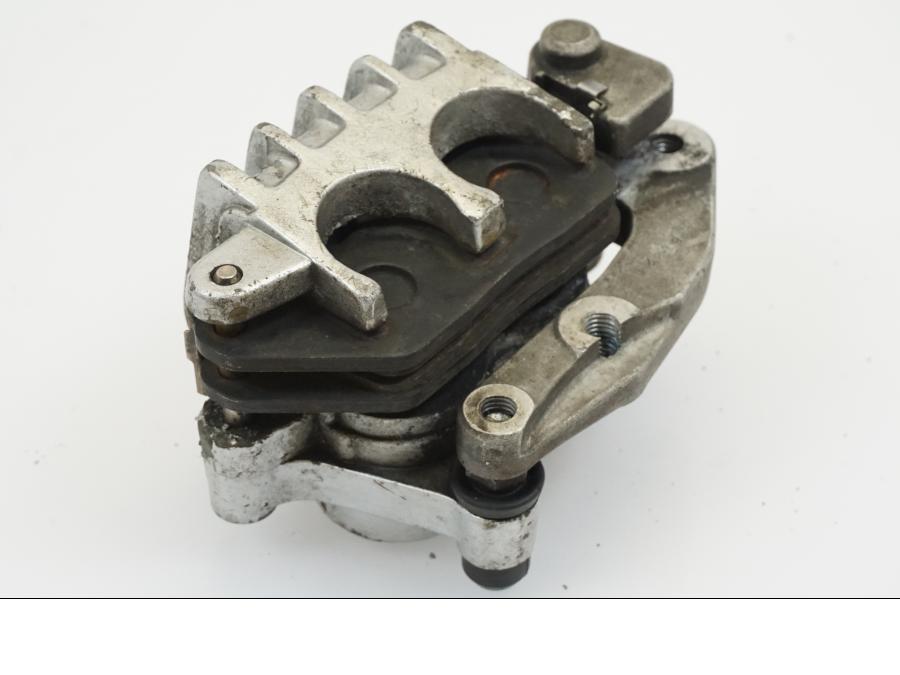 Snett nerifrån på Bromsok från en Yamaha WR 125 -2010 motorcykel.