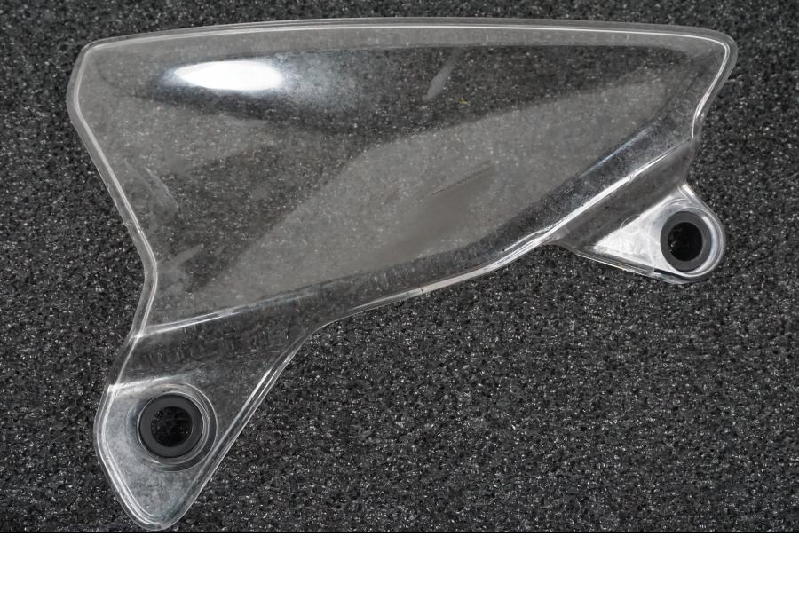 Framsidan på Vindavvisare från en Ducati Multistrada V4 -2024 motorcykel.