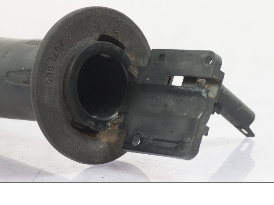 Vänster sida på Värmehandtag från en BMW R 1200 GS -2005 motorcykel.