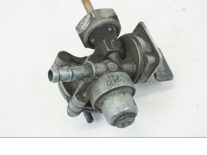 Extrabild2 på Bensinkran från en Honda CB 750 -2002 motorcykel.