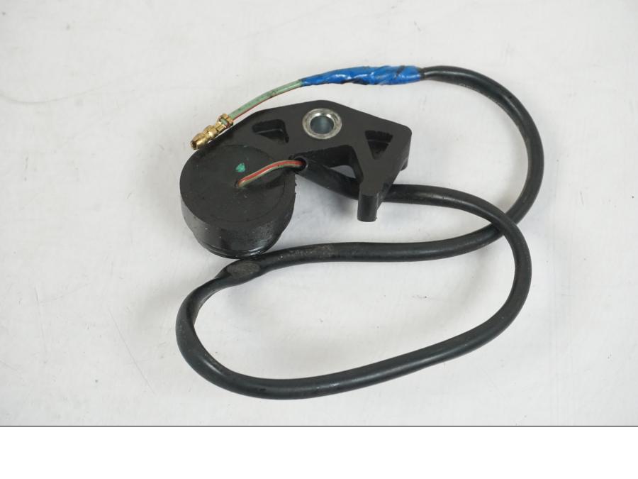 Vänster sida på Växelindikator från en Honda CBR 125 R -2006 motorcykel.