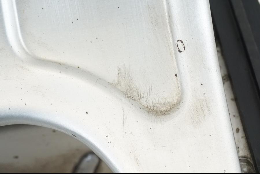 Snett nerifrån på Sving från en Yamaha YZF R6 -1999 motorcykel.