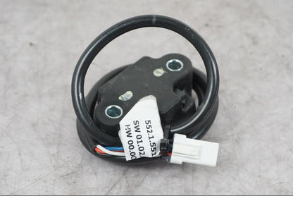 Baksidan på Nivåsensor från en Ducati Multistrada V4 -2024 motorcykel.