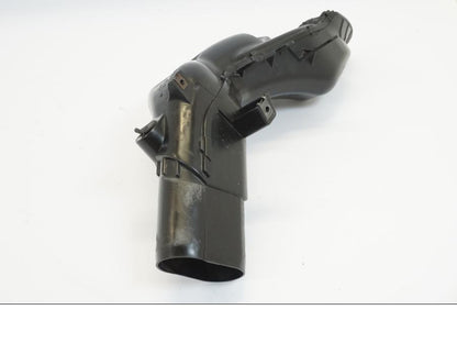 Höger sida på Luftrör från en Suzuki GSX 1300 R -2008 motorcykel.