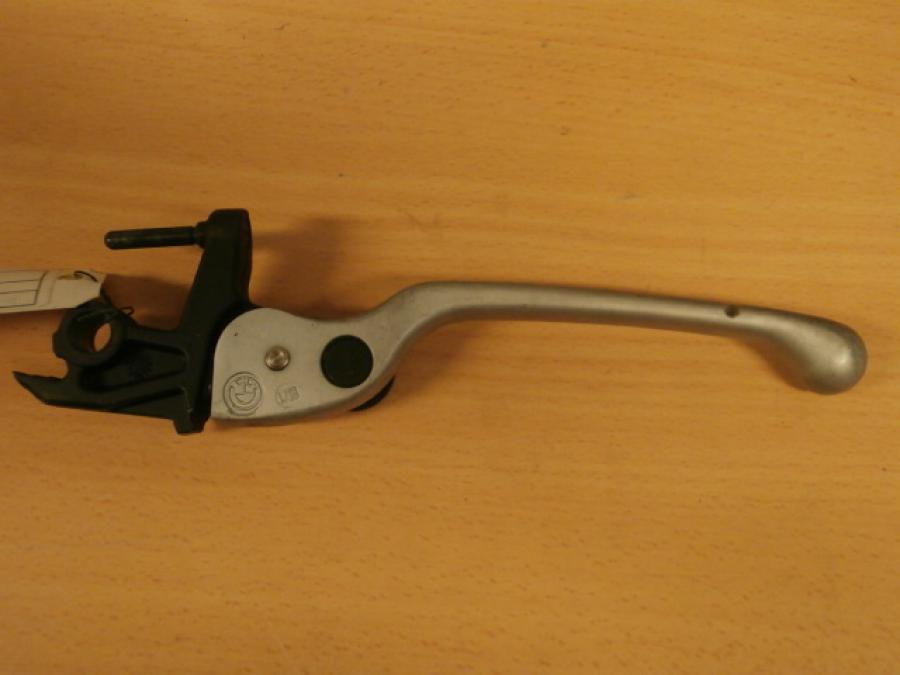 Baksidan på Bromsgrepp från en BMW R 1200 C -2002 motorcykel.