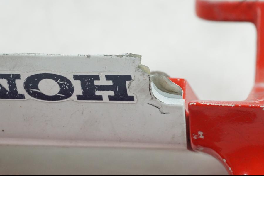 Extrabild4 på Passagerarhandtag från en Honda NSR 125 -1991 motorcykel.