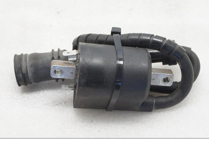 Framsidan på Tändspole från en Yamaha XVZ 13TD -1999 motorcykel.