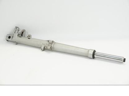 Baksidan på Gaffelben från en BMW R 1150 RS -2004 motorcykel.