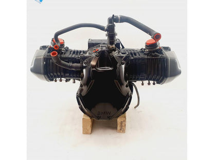 Framsidan på Motor från en BMW R 1250 GS -2020 motorcykel.