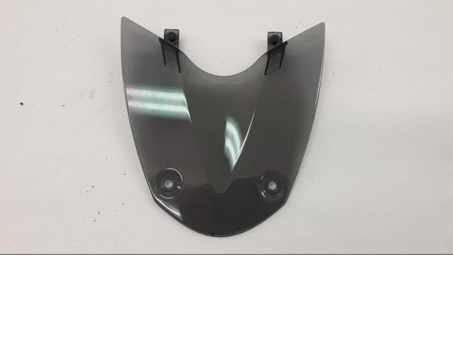 Framsidan på Pakethållare från en BMW K 1200 S -2008 motorcykel.