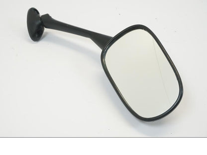 Baksidan på Backspegel från en Honda CBF 1000 -2007 motorcykel.