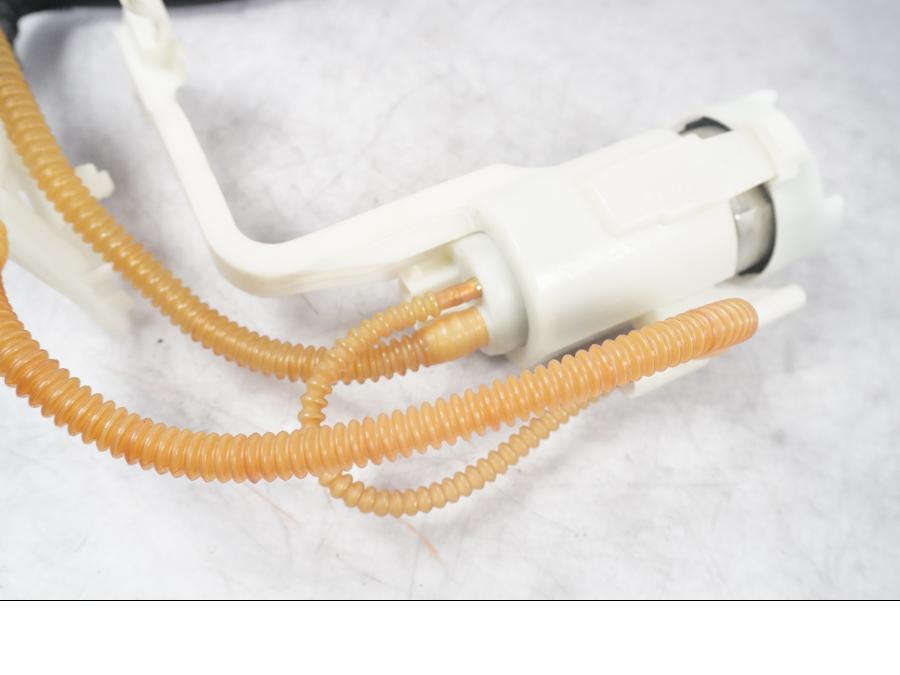 Vänster sida på Bensinpump insprut från en H-D Touring Street Glide FLHX -2009 motorcykel.